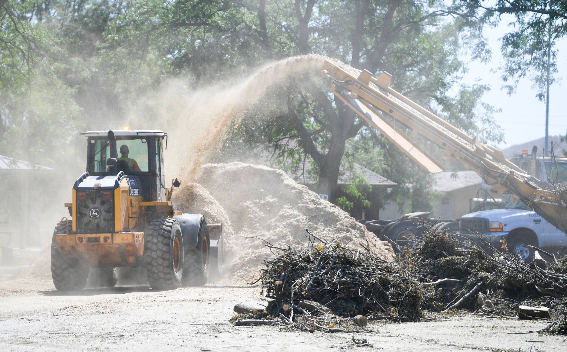 090420-qc-nws-cleanup-003